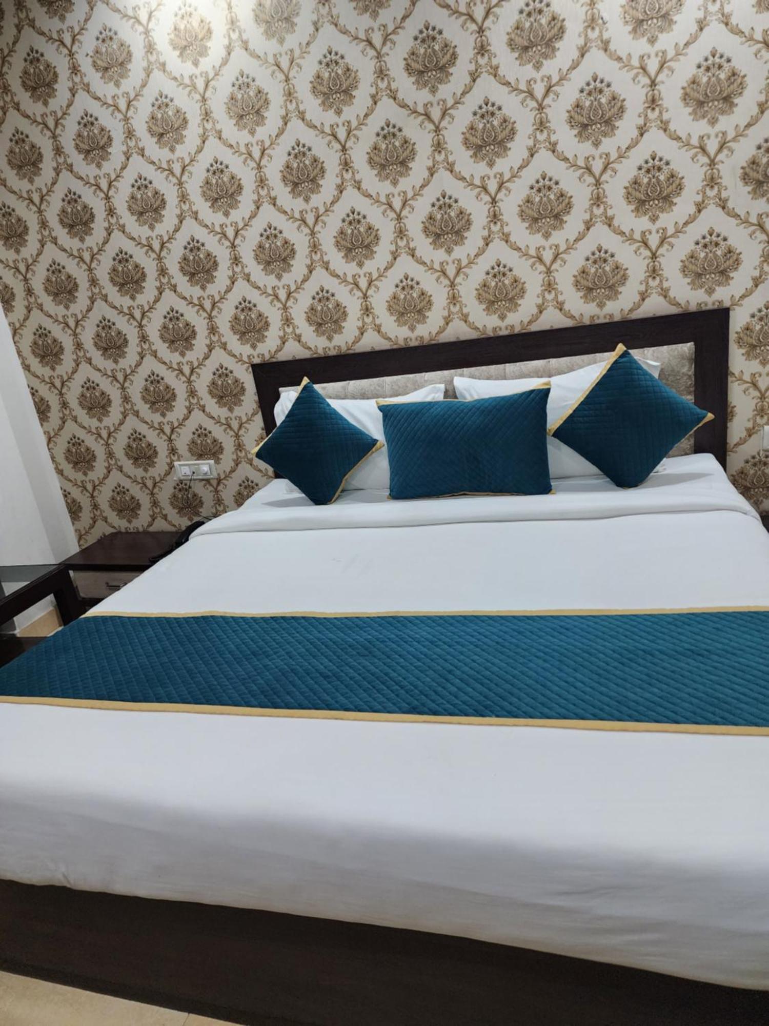 Vk Hotels & Resorts Амритсар Экстерьер фото